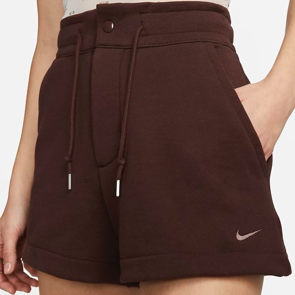 Nike Color “Earth” Short 🤎 Nike Modern Fleece Women’s French-Terry Loose Shorts
